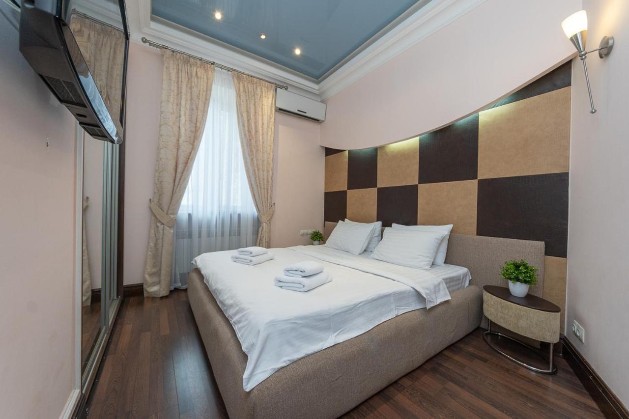 Vip Apartment. Kreshatik, Maidan Nezavisimosti. Kiev Exterior foto