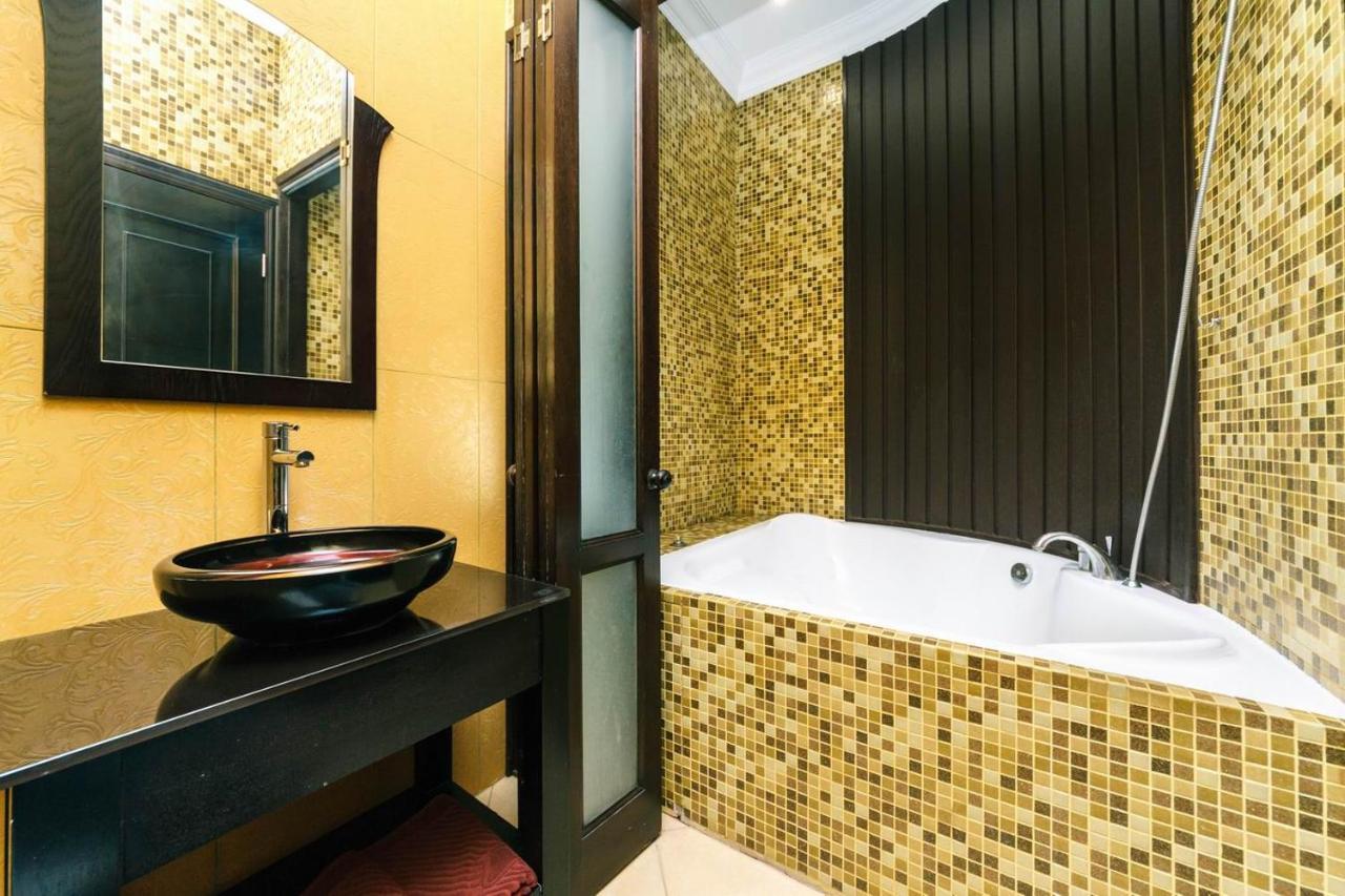 Vip Apartment. Kreshatik, Maidan Nezavisimosti. Kiev Exterior foto